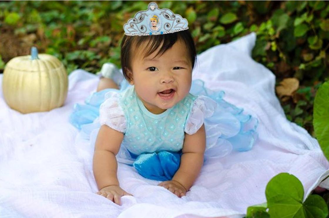 Capturing Baby's First Christmas